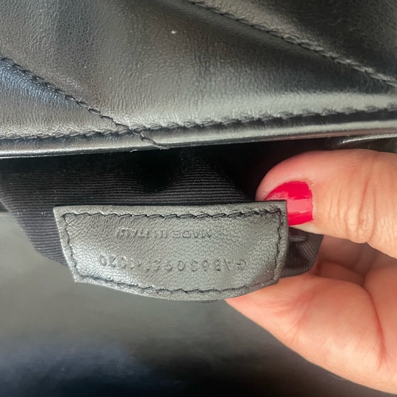 Ysl toy Lou Lou bag in black - Picture 10 of 12